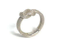 Load image into Gallery viewer, 14 kt White Gold Knot Ring