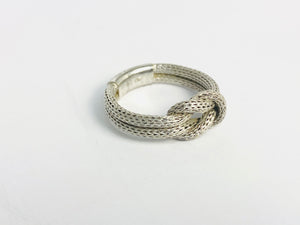 14 kt White Gold Knot Ring