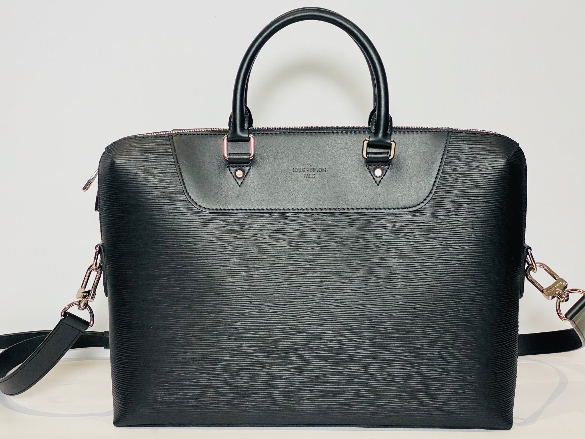 Louis Vuitton Epi Doc Speedy PM in Black | MTYCI