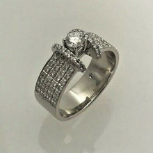 Load image into Gallery viewer, 18 kt White Gold Diamond Ring
