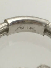 Load image into Gallery viewer, 14 kt White Gold Knot Ring