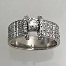 Load image into Gallery viewer, 18 kt White Gold Diamond Ring